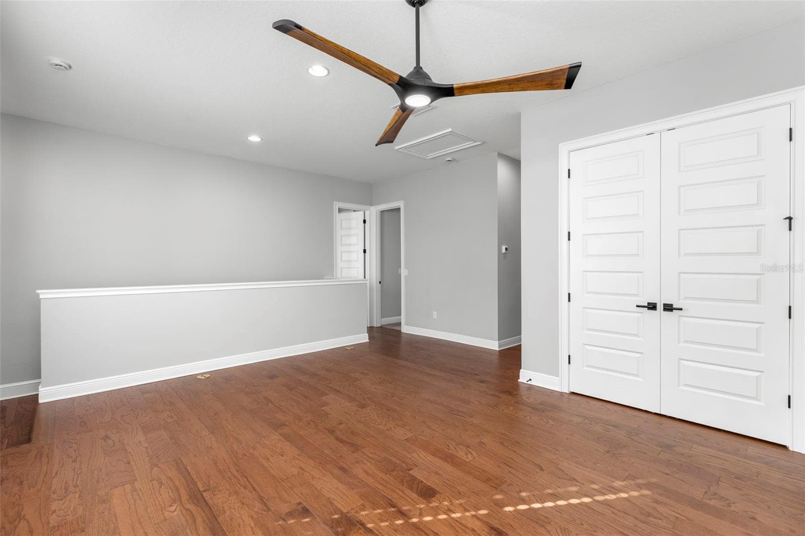 Upstairs Living Area - 555 26TH AVE N, ST PETERSBURG