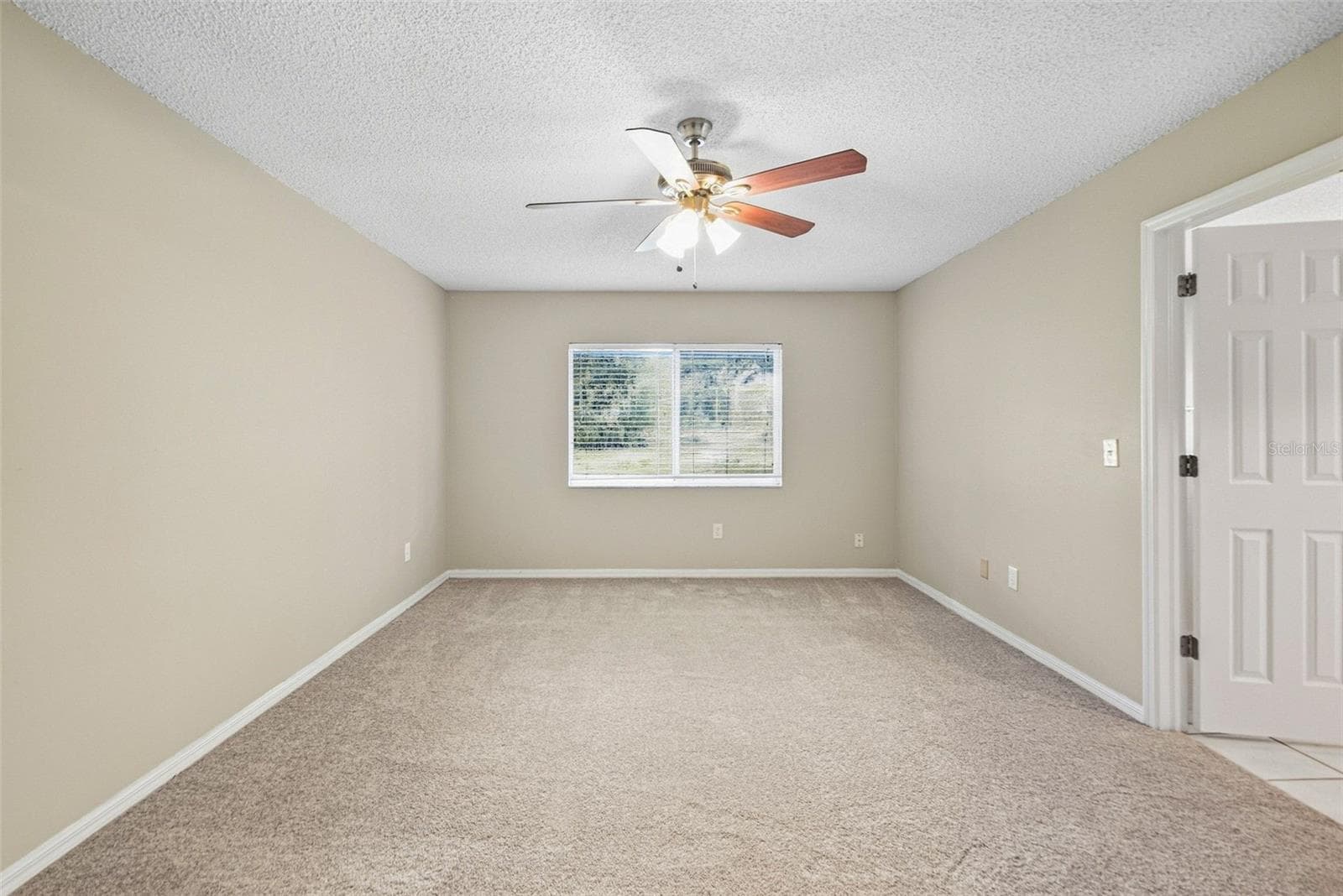 Single Family Residence at 9006 DIXIANA VILLA CIR, TAMPA, photo 67 of 109