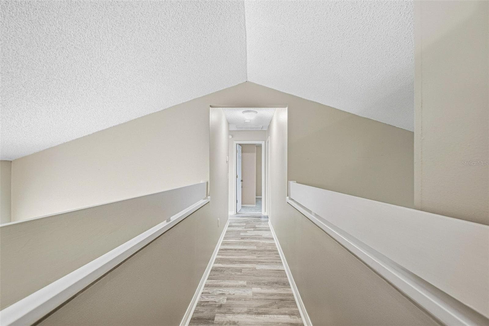 Single Family Residence at 9006 DIXIANA VILLA CIR, TAMPA, photo 78 of 109