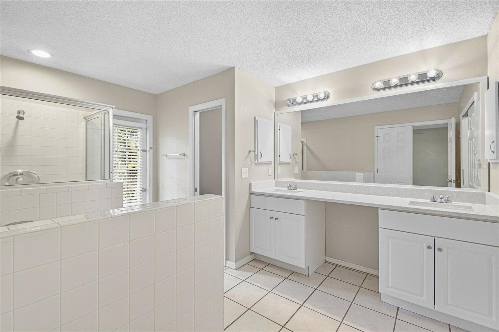 Single Family Residence at 9006 DIXIANA VILLA CIR, TAMPA, photo 85 of 109