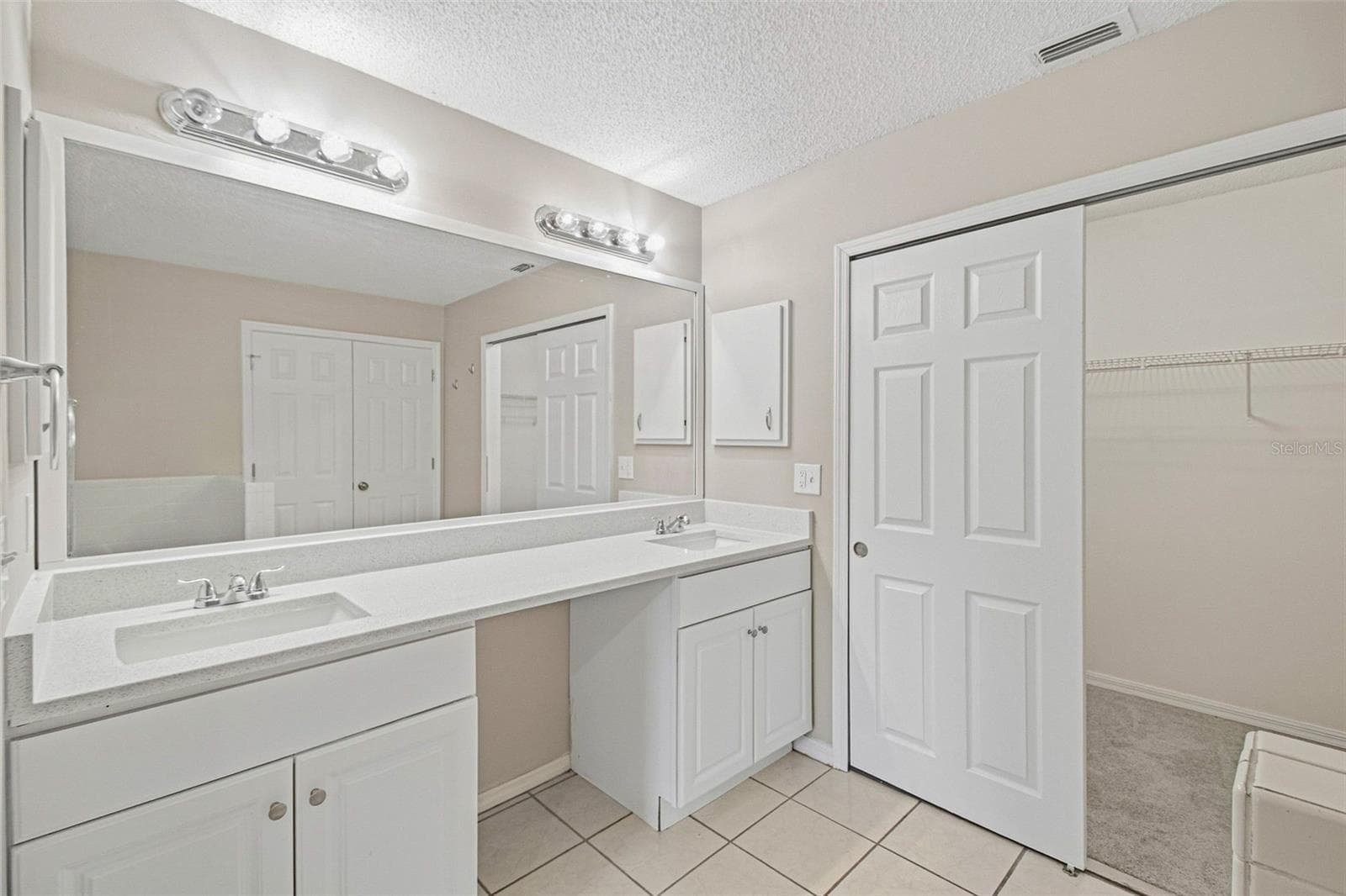Single Family Residence at 9006 DIXIANA VILLA CIR, TAMPA, photo 88 of 109