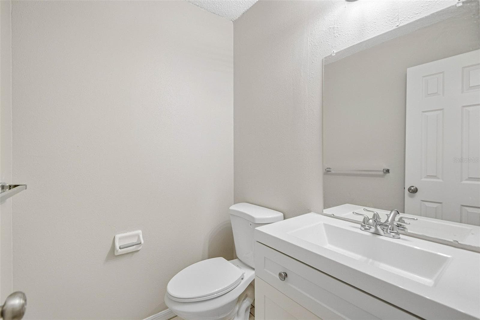 Single Family Residence at 9006 DIXIANA VILLA CIR, TAMPA, photo 91 of 109