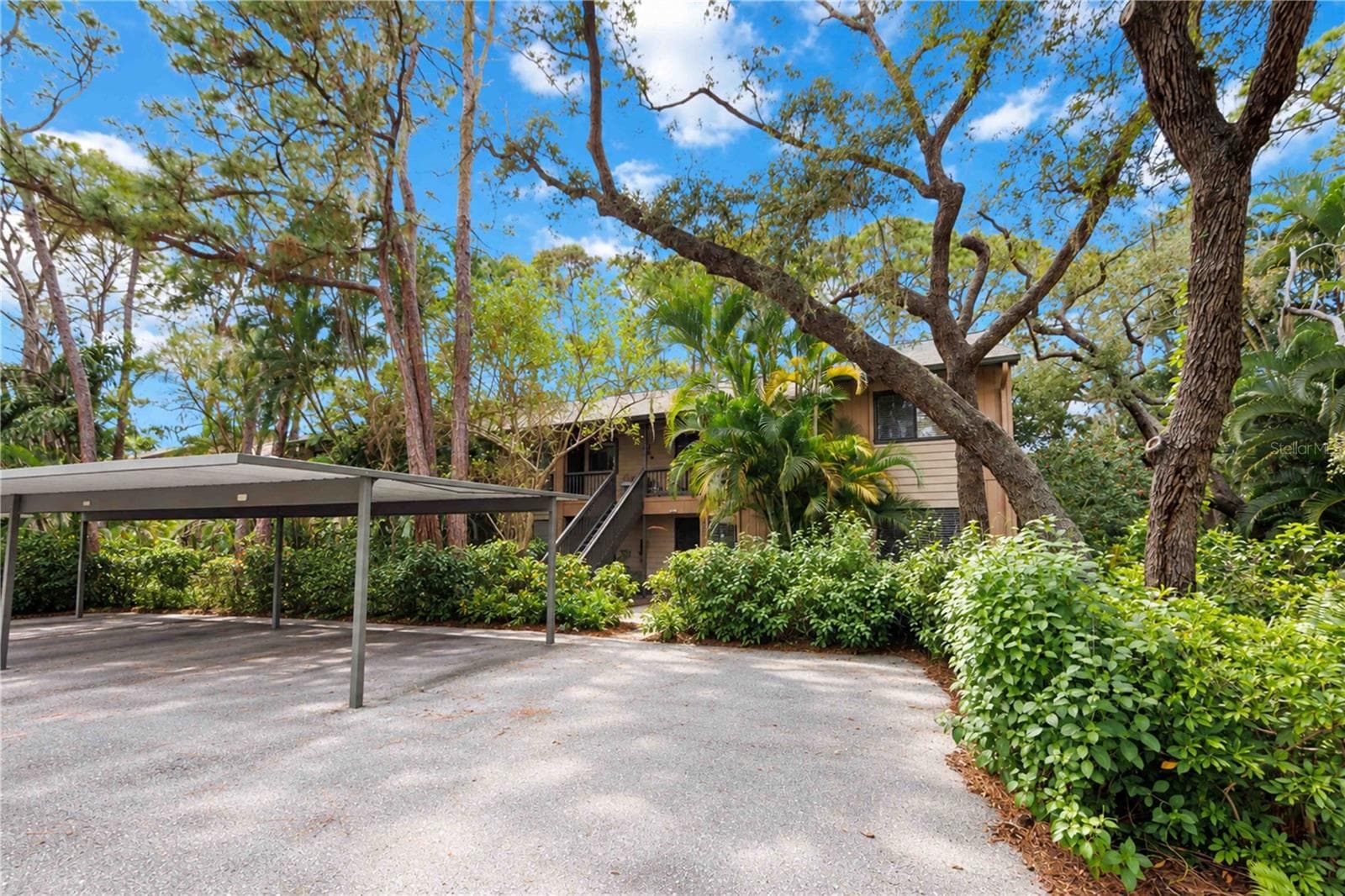 1711 PELICAN COVE RD #443