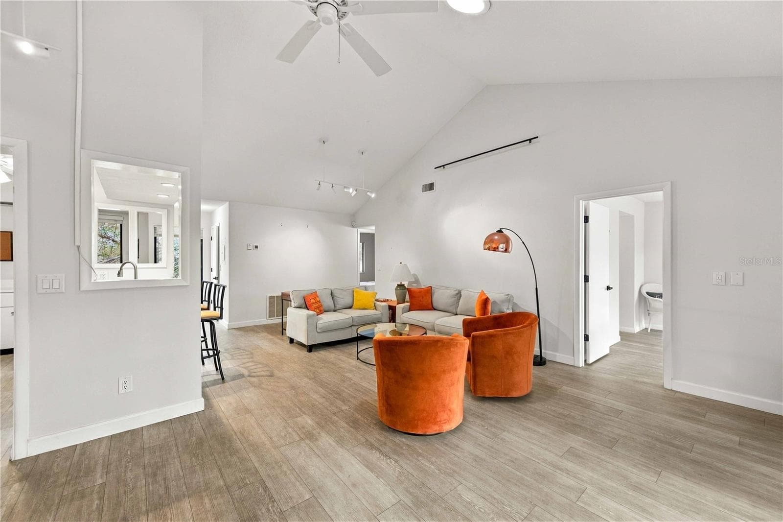 Condominium at 1711 PELICAN COVE RD #443, SARASOTA, photo 6 of 34