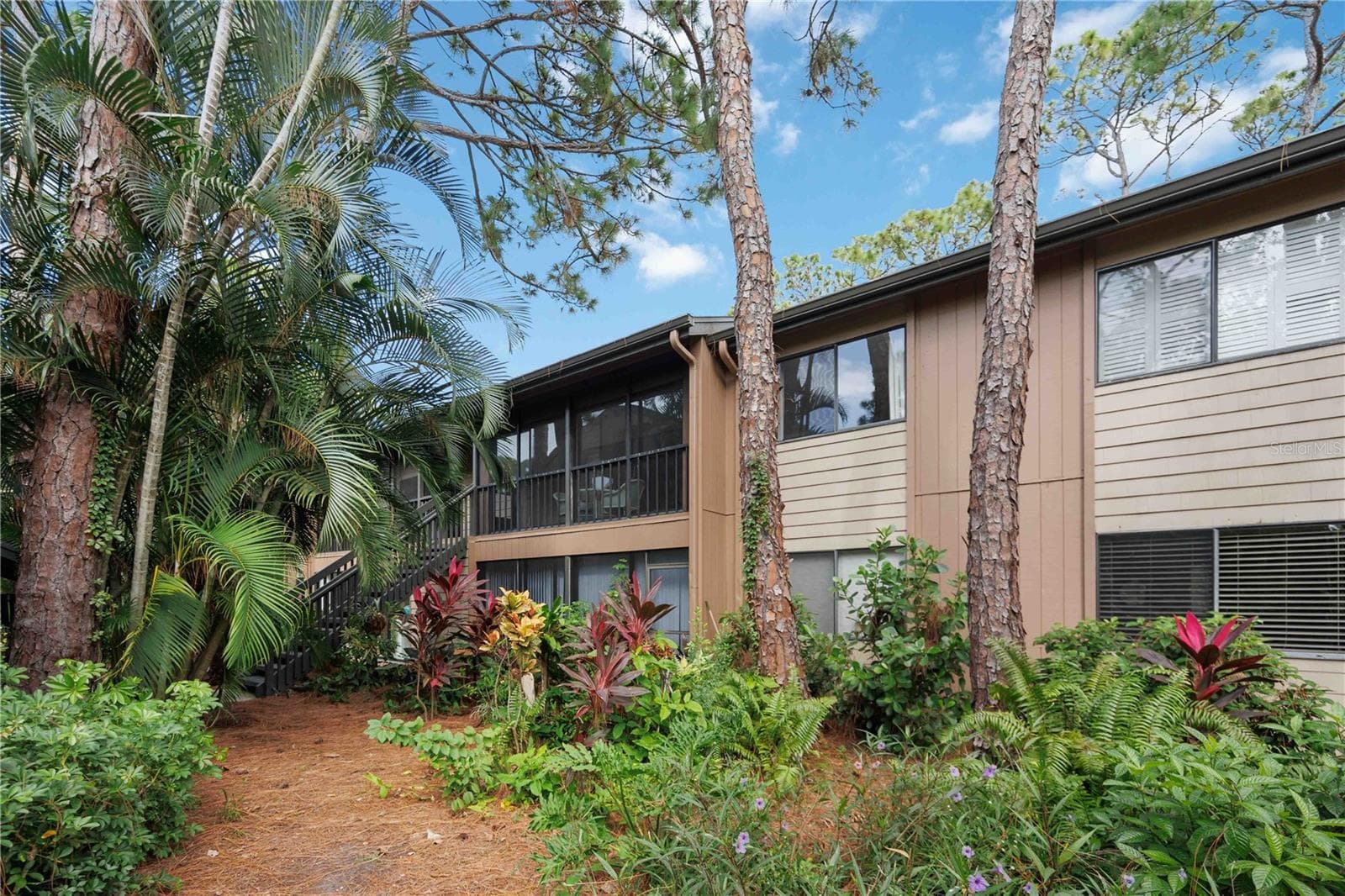 Condominium at 1711 PELICAN COVE RD #443, SARASOTA, photo 25 of 34