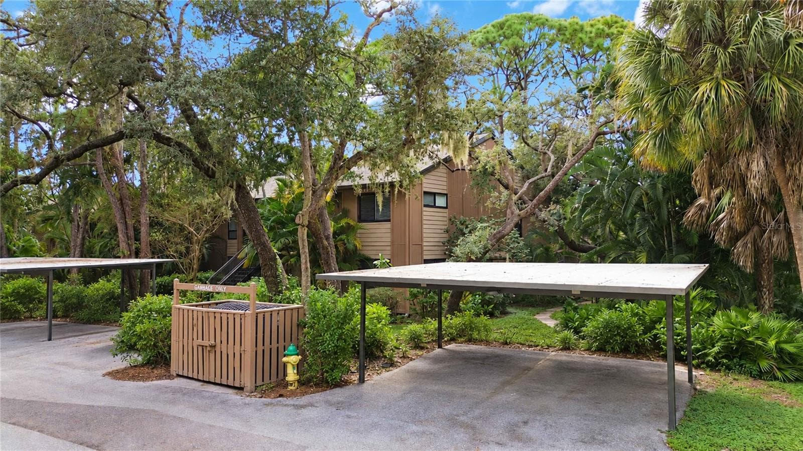 Condominium at 1711 PELICAN COVE RD #443, SARASOTA, photo 26 of 34