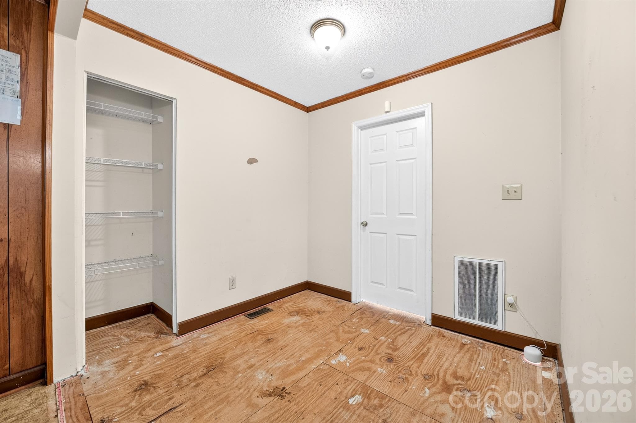 Single Family Residence at 1341 Bradford Heights Drive, Gastonia, photo 16 of 22