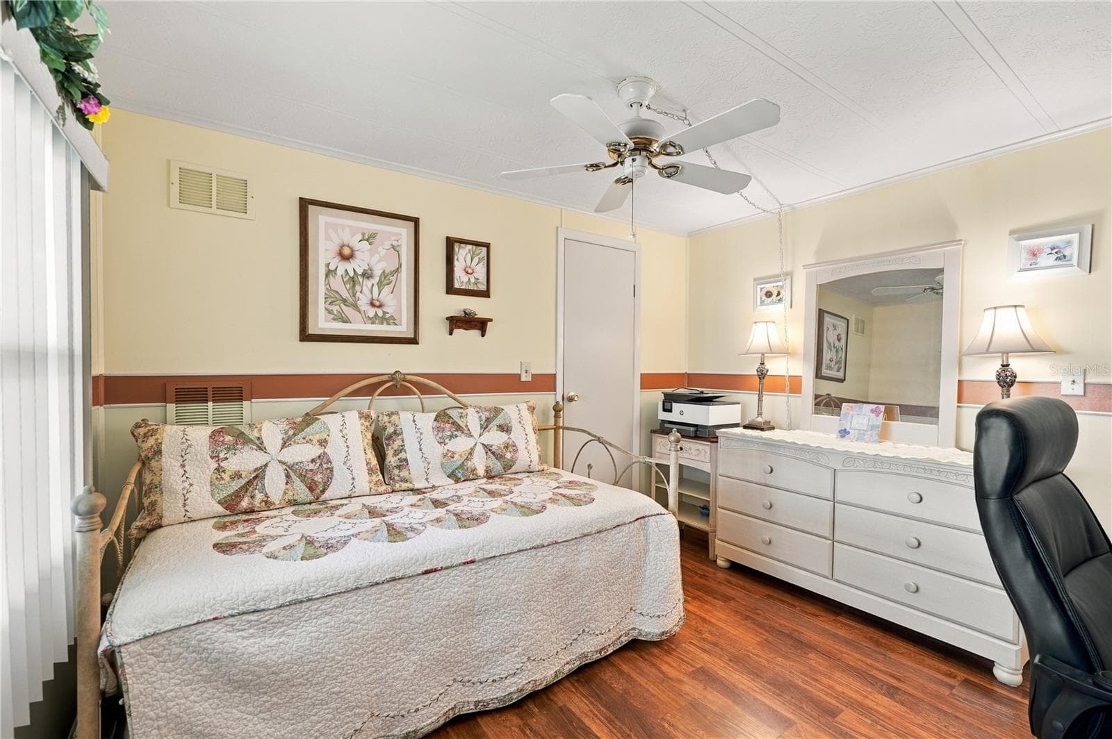 Manufactured Home at 5619 BAYSHORE RD #422, PALMETTO, photo 39 of 48