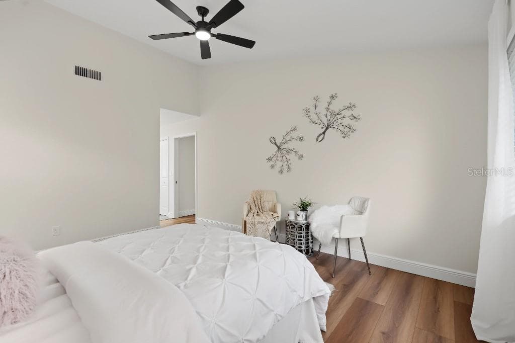 Single Family Residence at 3010 LONGBROOKE WAY, CLEARWATER, photo 16 of 33