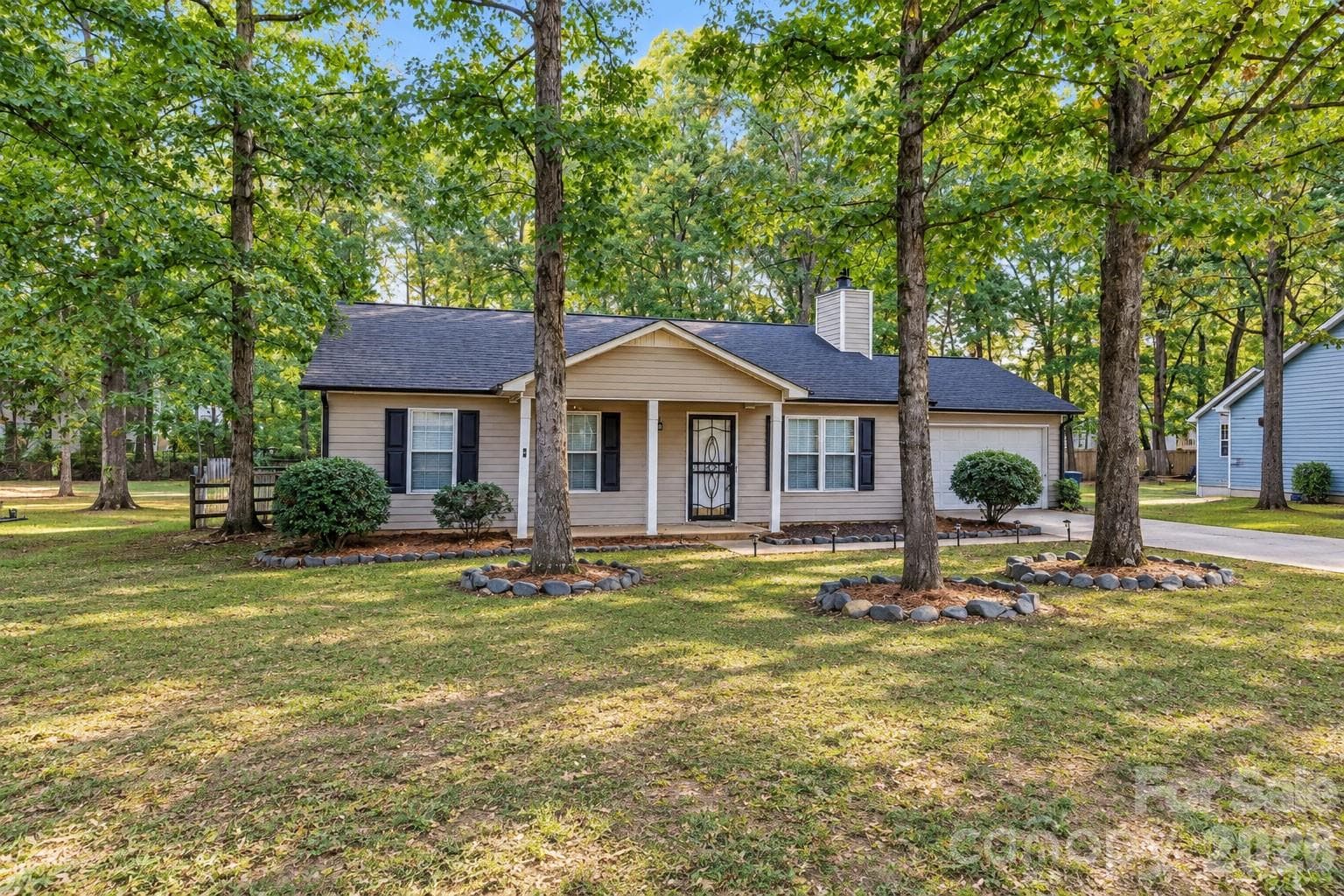 Single Family Residence at 2204 Wheaton Way, Monroe, photo 2 of 29