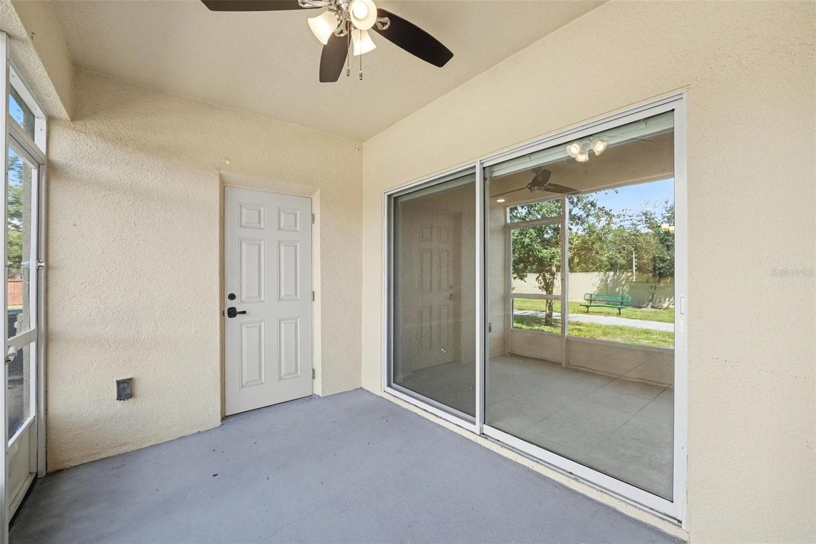 Townhouse at 4747 CORAL CASTLE DR, KISSIMMEE, photo 31 of 40