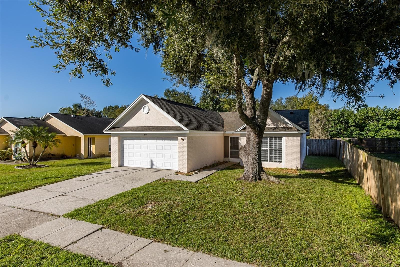 Single Family Residence at 8150 TOM SAWYER DR, TAMPA, photo 2 of 35