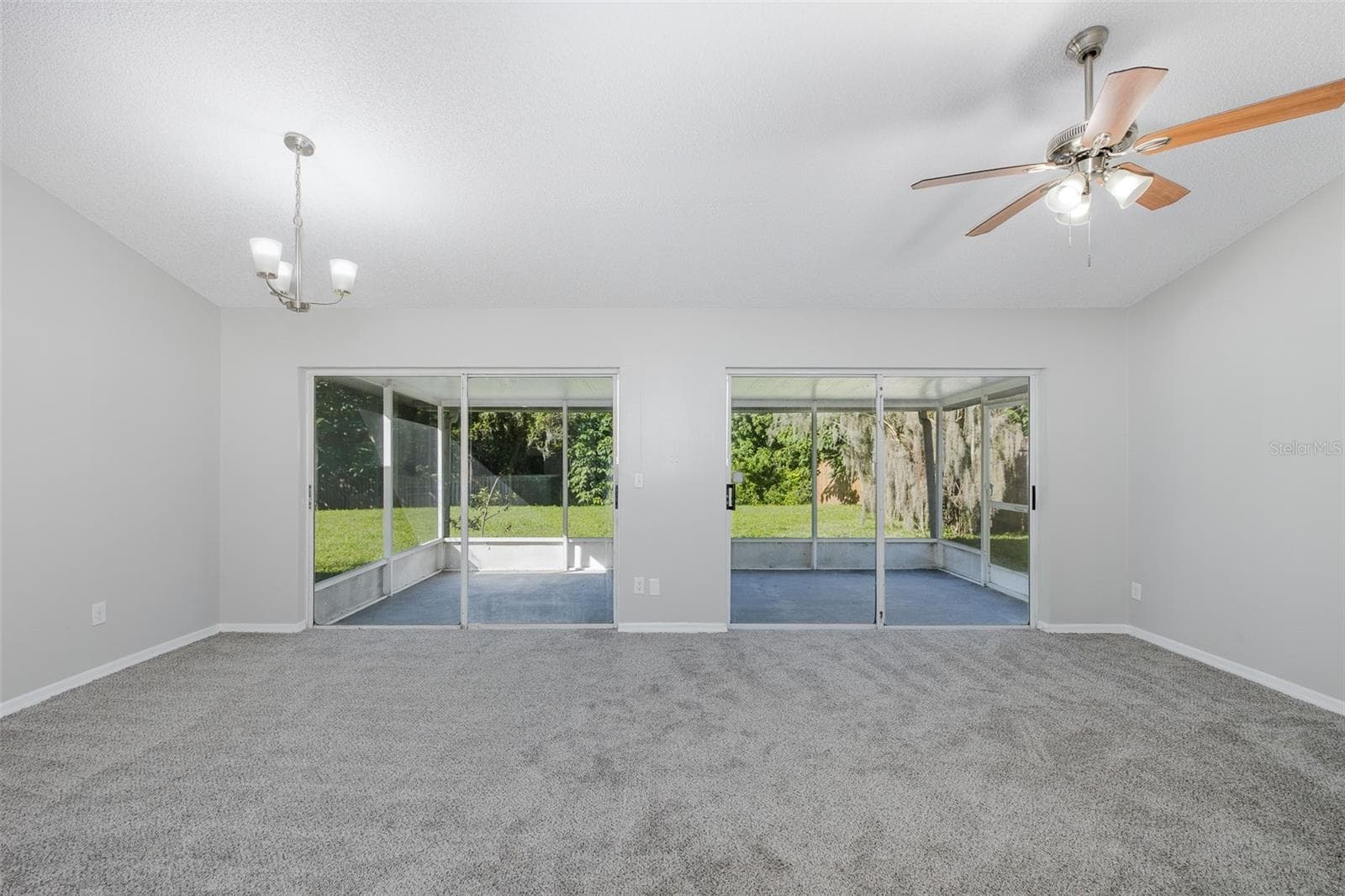 Single Family Residence at 8150 TOM SAWYER DR, TAMPA, photo 8 of 35