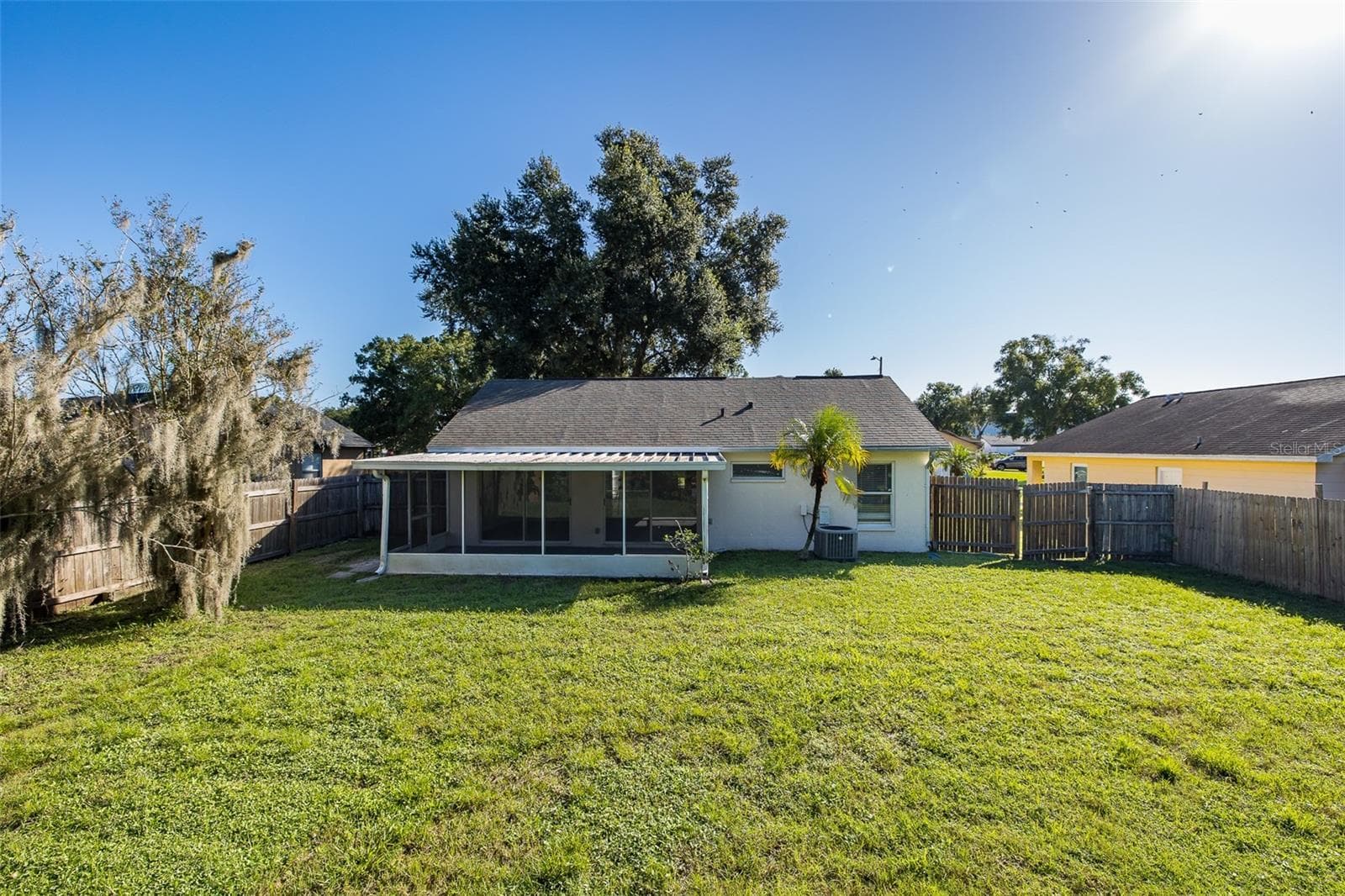Single Family Residence at 8150 TOM SAWYER DR, TAMPA, photo 31 of 35