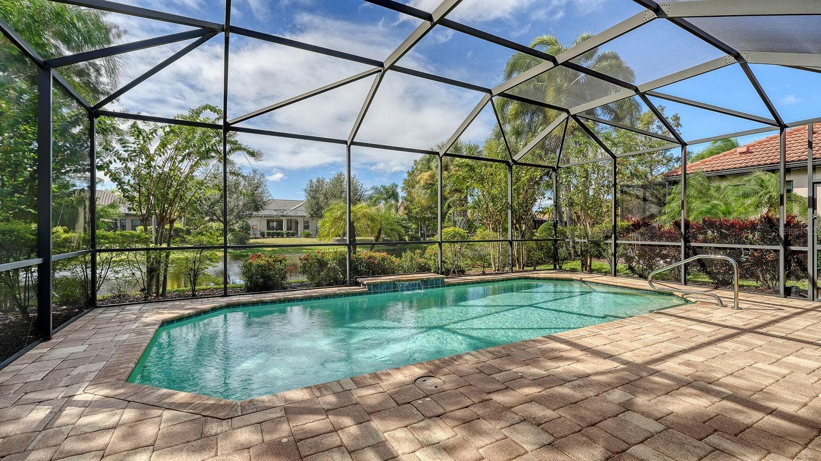 Single Family Residence at 14718 LEOPARD CREEK PL, LAKEWOOD RANCH, photo 32 of 62