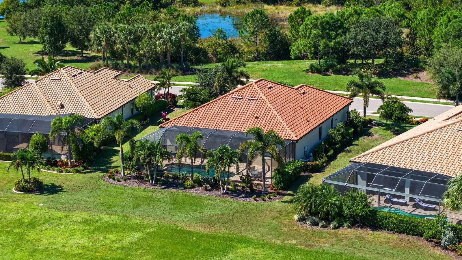 Single Family Residence at 16218 CASTLE PARK TER, LAKEWOOD RANCH, photo 45 of 73