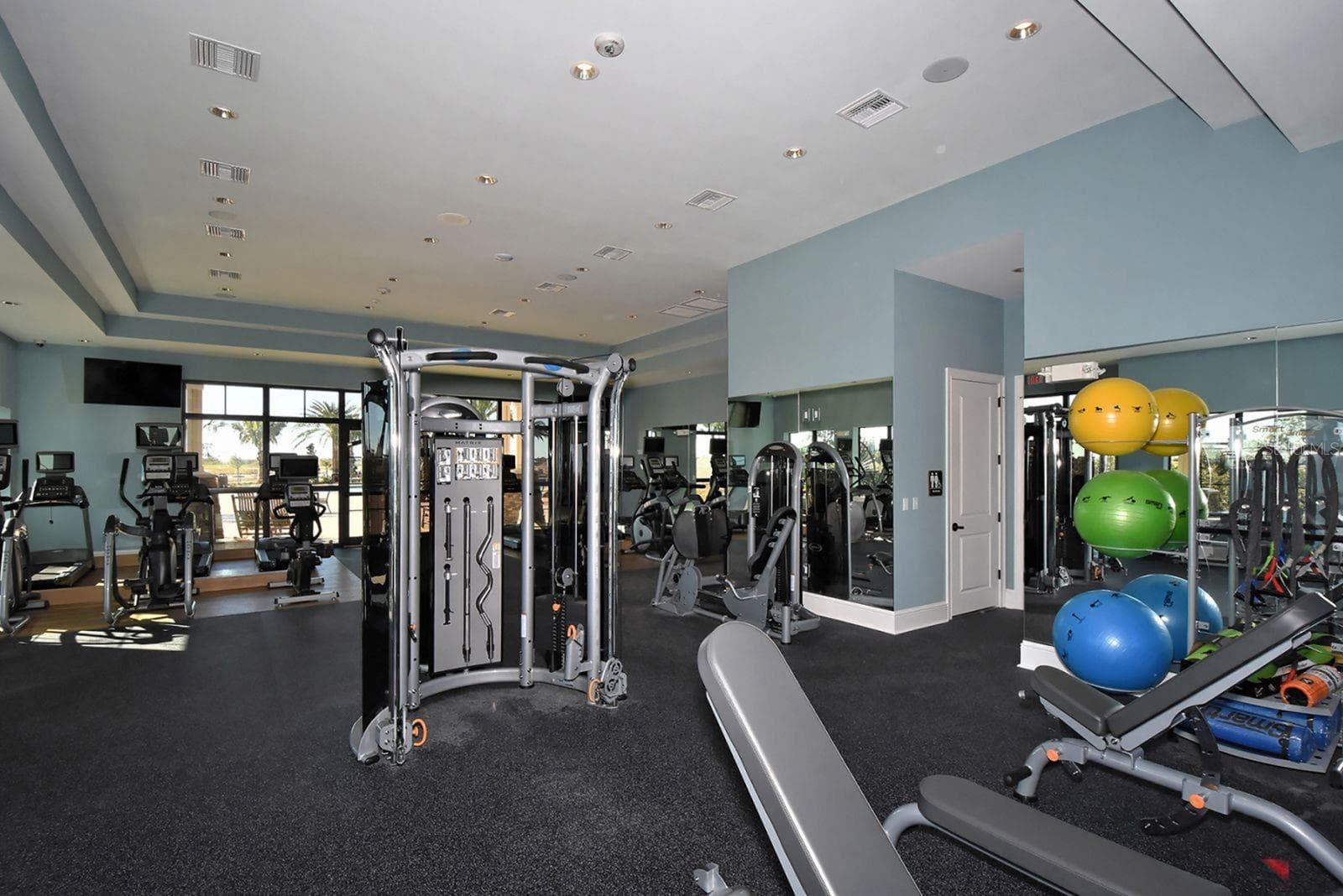 Single Family Residence at 16218 CASTLE PARK TER, LAKEWOOD RANCH, photo 70 of 73