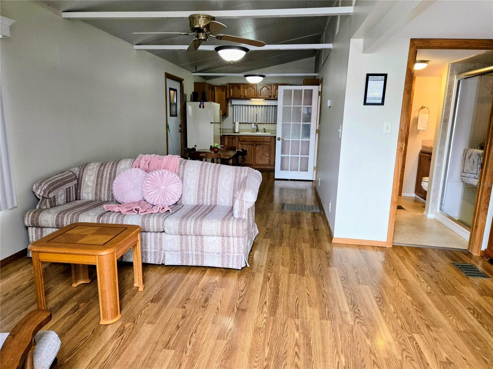 Manufactured Home at 39326 HOMECREST DR, ZEPHYRHILLS, photo 4 of 33