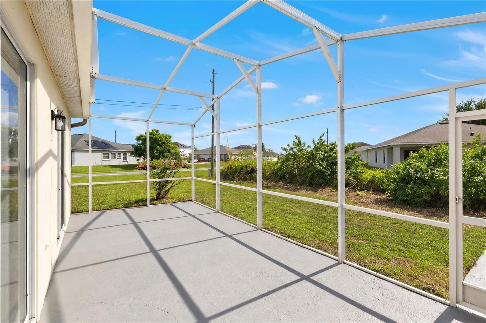 Single Family Residence at 101 BLACKPOOL WAY, KISSIMMEE, photo 18 of 26