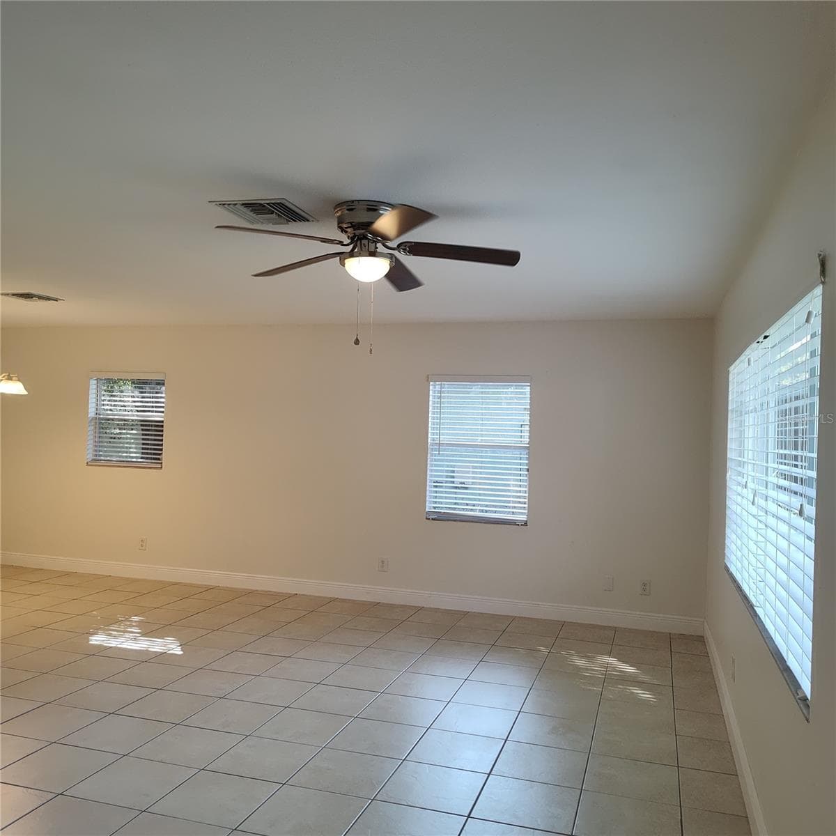 Single Family Residence at 3103 E 25TH AVE, TAMPA, photo 12 of 88