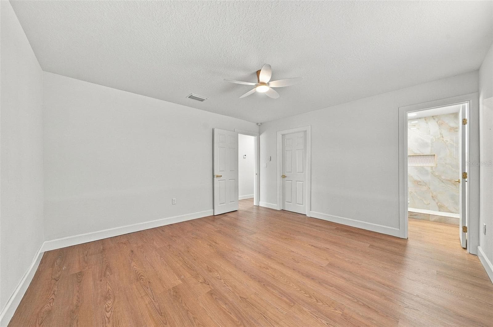Single Family Residence at 4106 LONE OAK RD, PLANT CITY, photo 14 of 35