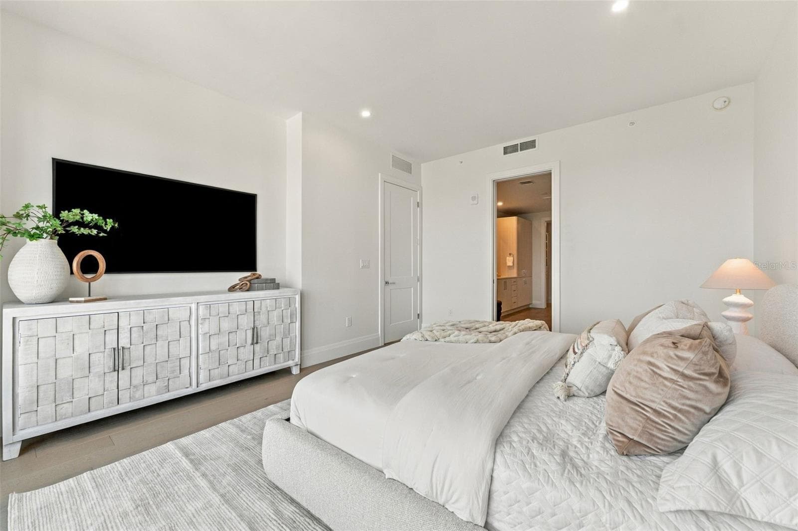 Condominium at 2910 W BARCELONA ST #904, TAMPA, photo 14 of 65