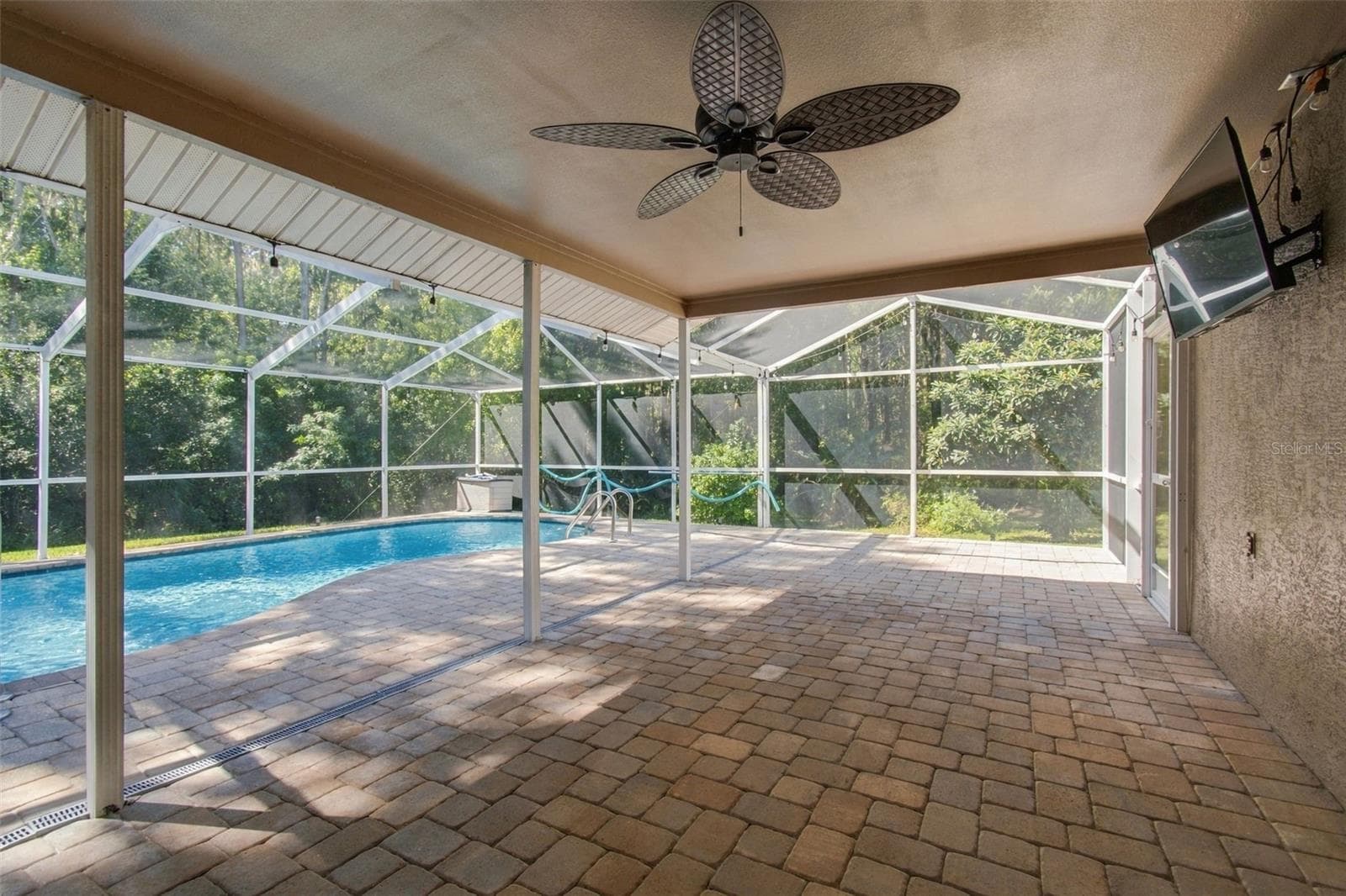 Single Family Residence at 7700 CYPRESS TRACE CT, NEW PORT RICHEY, photo 6 of 76