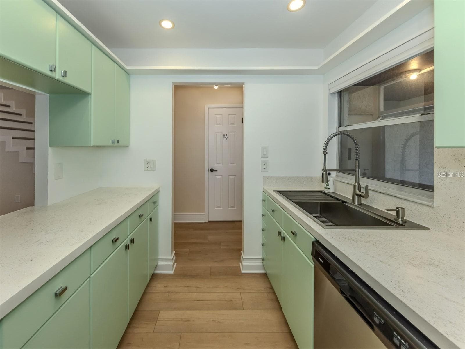 Condominium at 3208 RAMBLEWOOD DR N, SARASOTA, photo 16 of 66