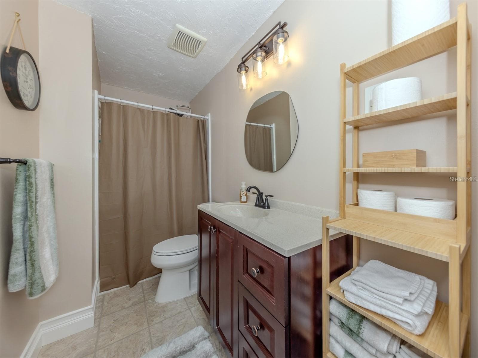 Condominium at 3208 RAMBLEWOOD DR N, SARASOTA, photo 23 of 66