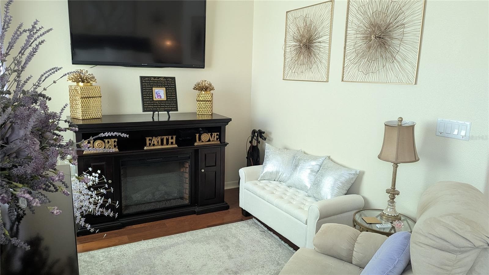 Primary Bedroom Lounge Area - 8610 SW 88TH LOOP, OCALA