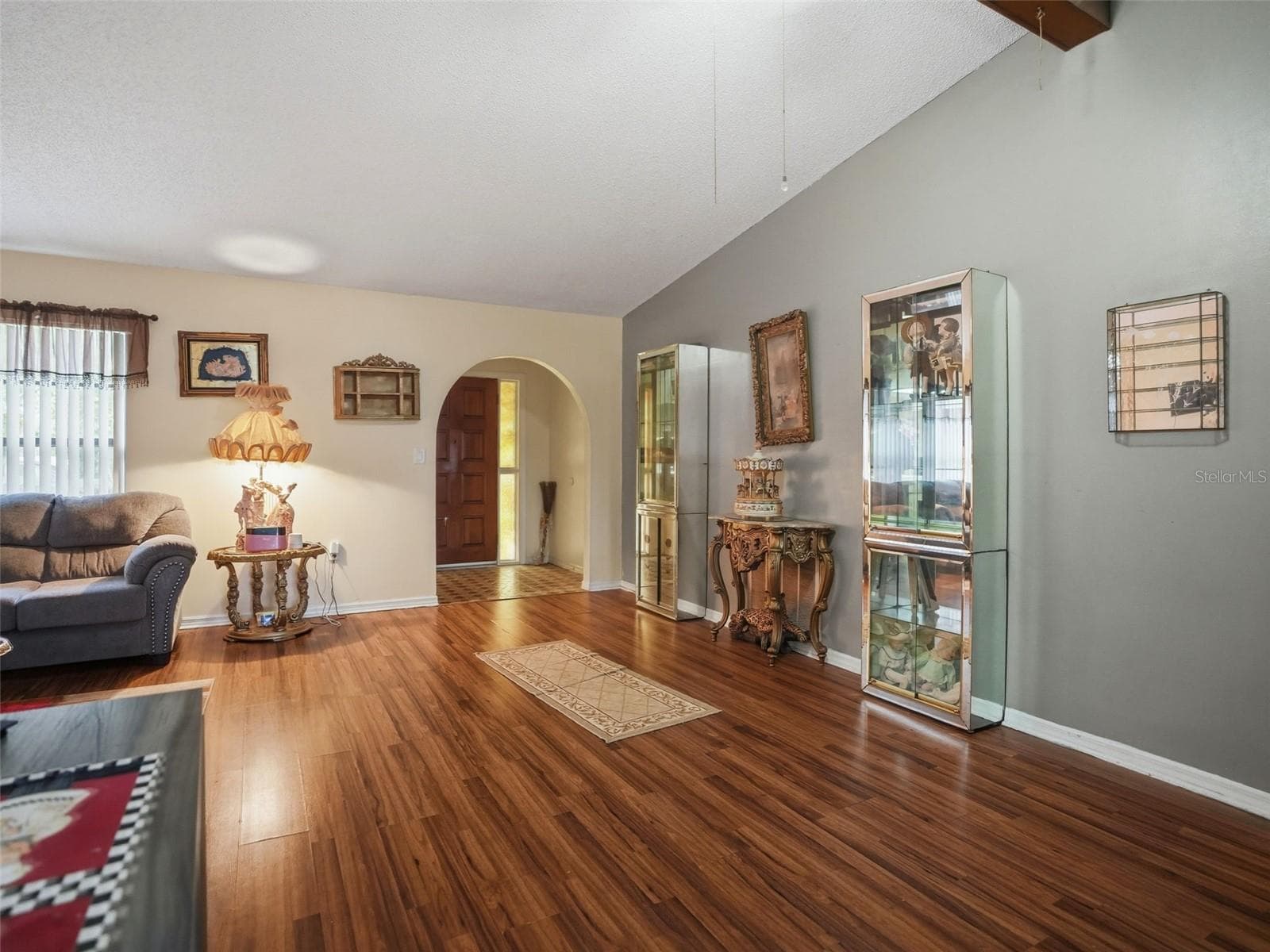 Single Family Residence at 11122 MADERIA ST, SPRING HILL, photo 11 of 38