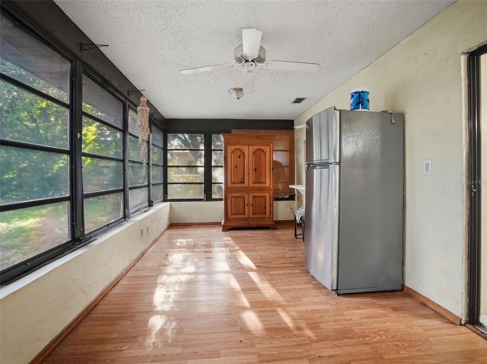 Single Family Residence at 11122 MADERIA ST, SPRING HILL, photo 21 of 38