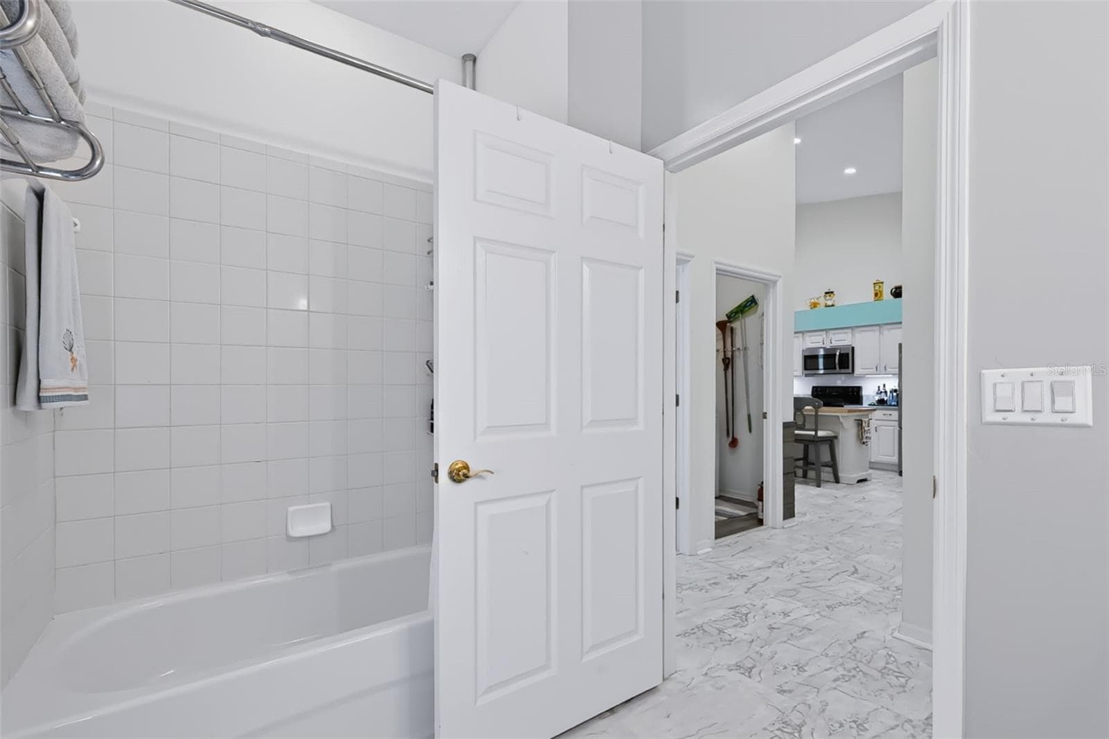 Townhouse at 666 SPRING LAKE CIR, TARPON SPRINGS, photo 31 of 51