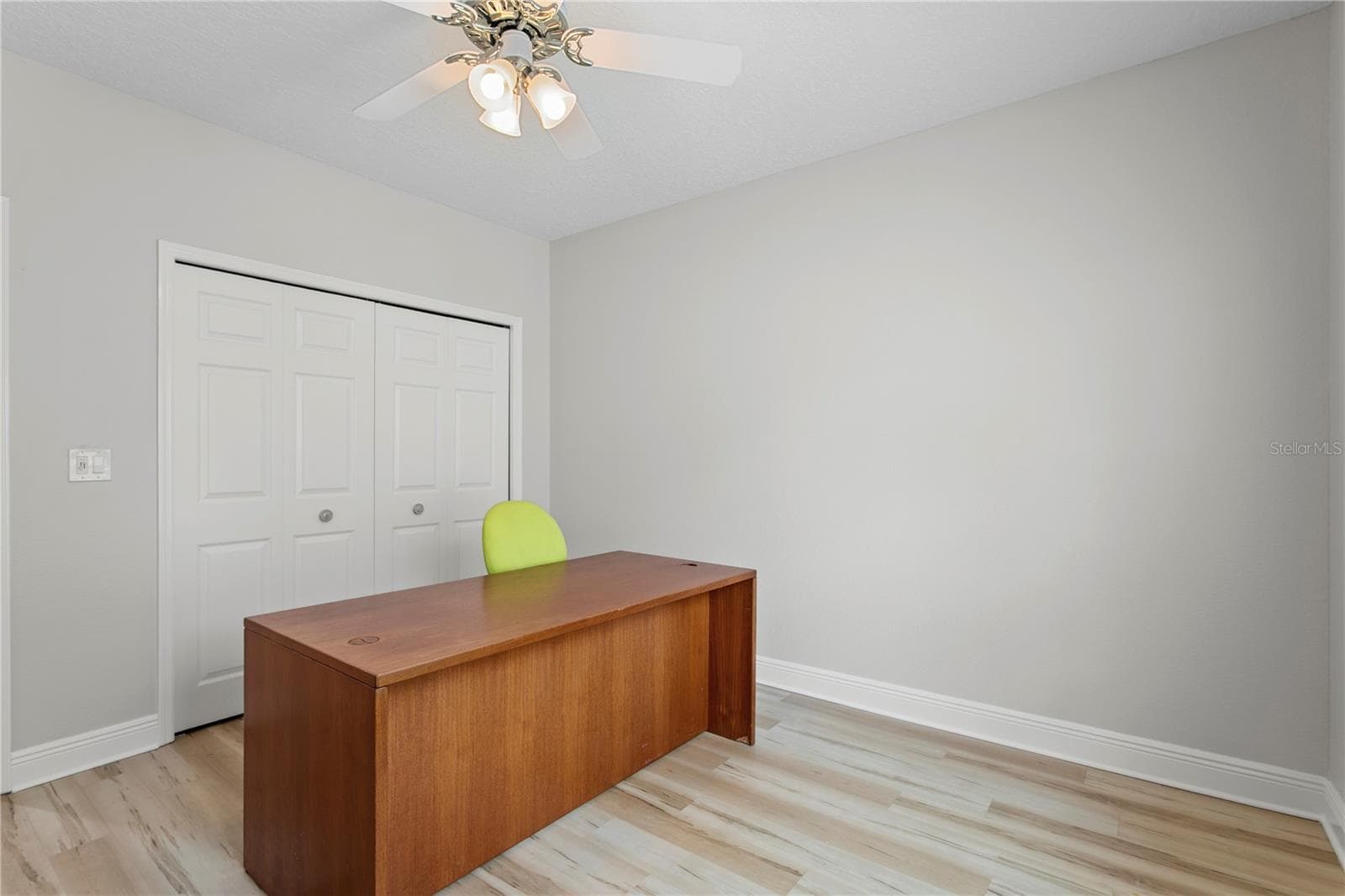 Spacious and Bright - 11301 HARBOR WAY #1744, LARGO