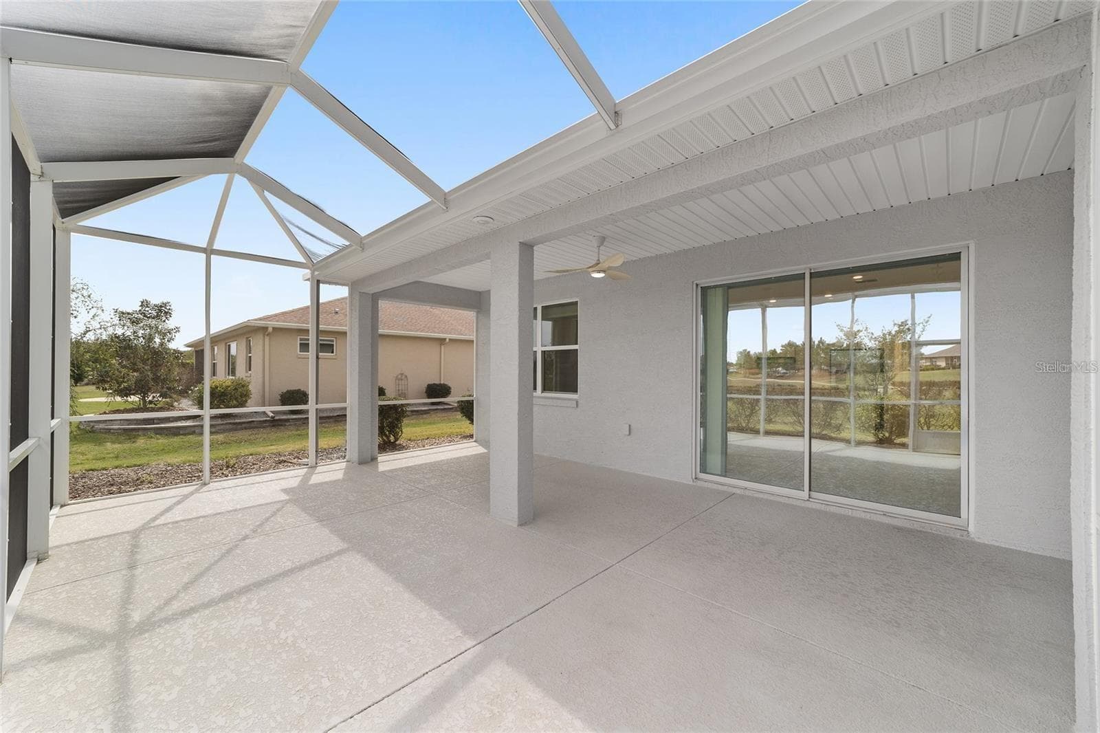 Caged Lanai #3 - 9979 SW 88TH LOOP, OCALA