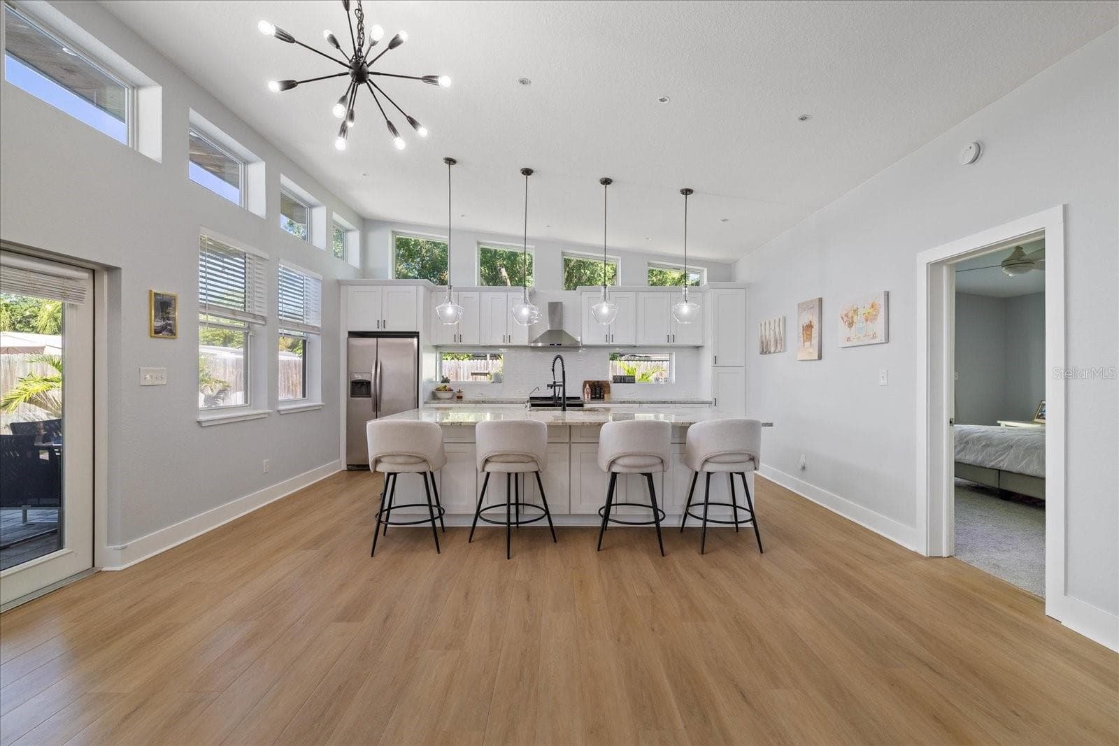 Single Family Residence at 2905 W PAXTON AVE, TAMPA, photo 9 of 39