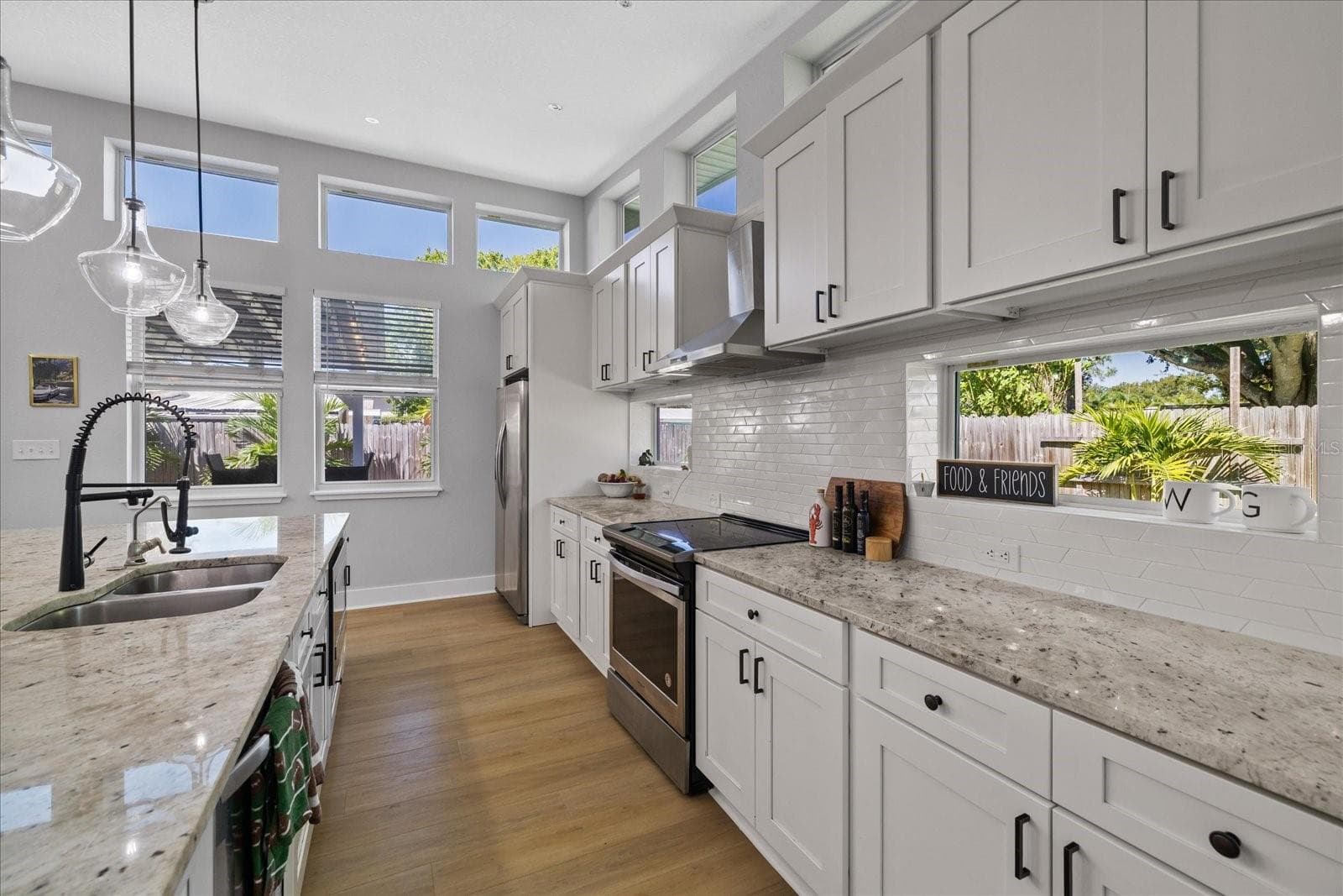 Single Family Residence at 2905 W PAXTON AVE, TAMPA, photo 12 of 39