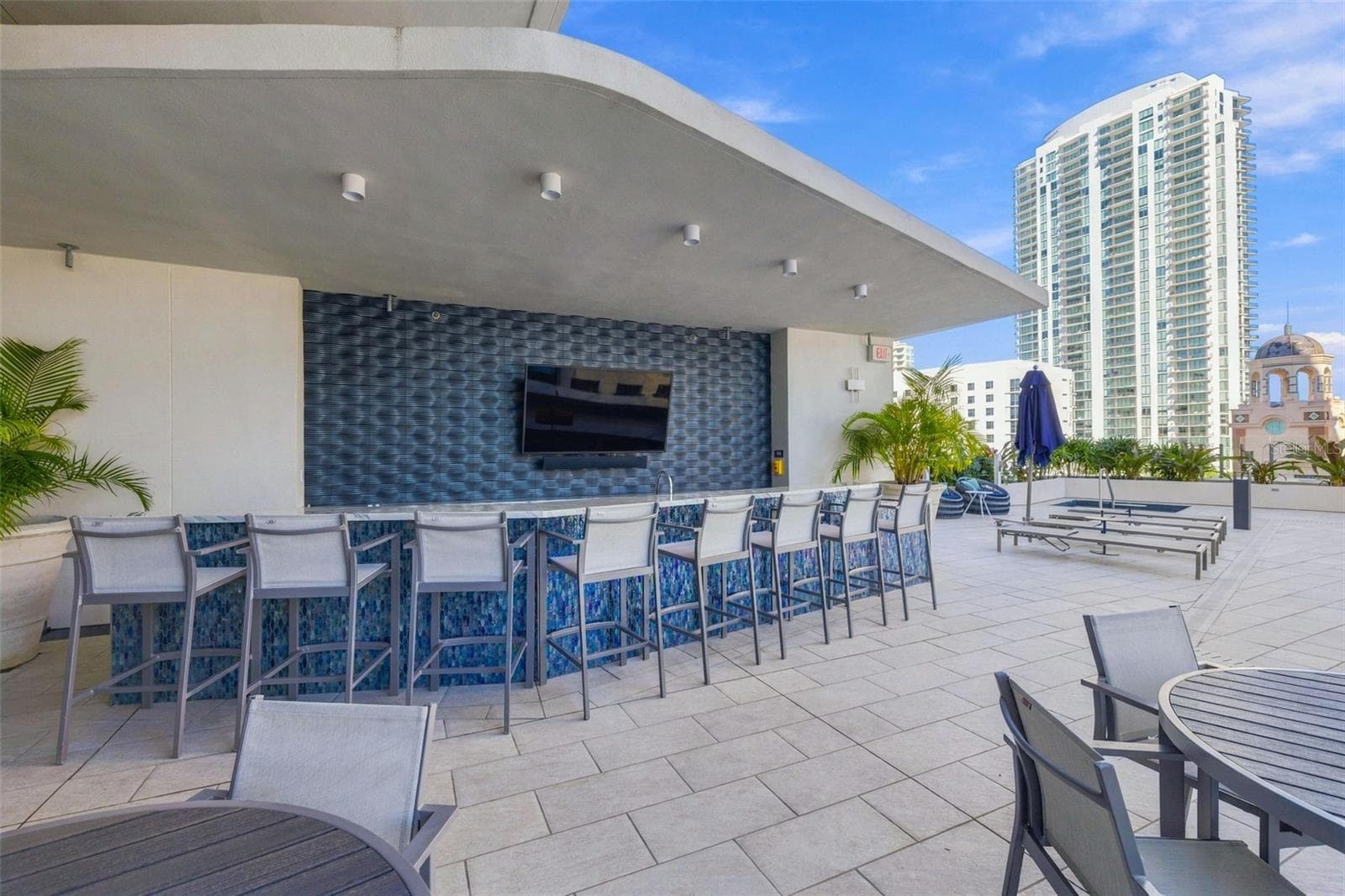 Pool Bar - 275 1ST AVE S #3606, ST PETERSBURG