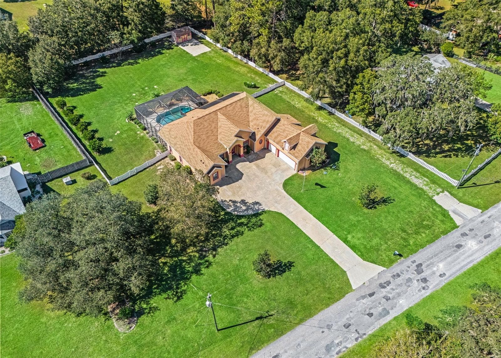 Single Family Residence at 10176 SW 65TH TER, OCALA, photo 3 of 41
