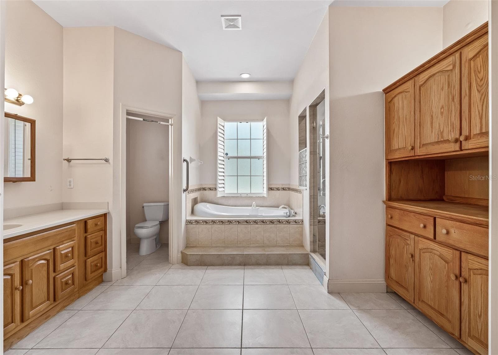 Single Family Residence at 10176 SW 65TH TER, OCALA, photo 16 of 41