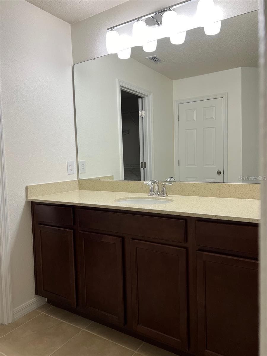 Townhouse at 2902 WINDMILL DR, KISSIMMEE, photo 15 of 25