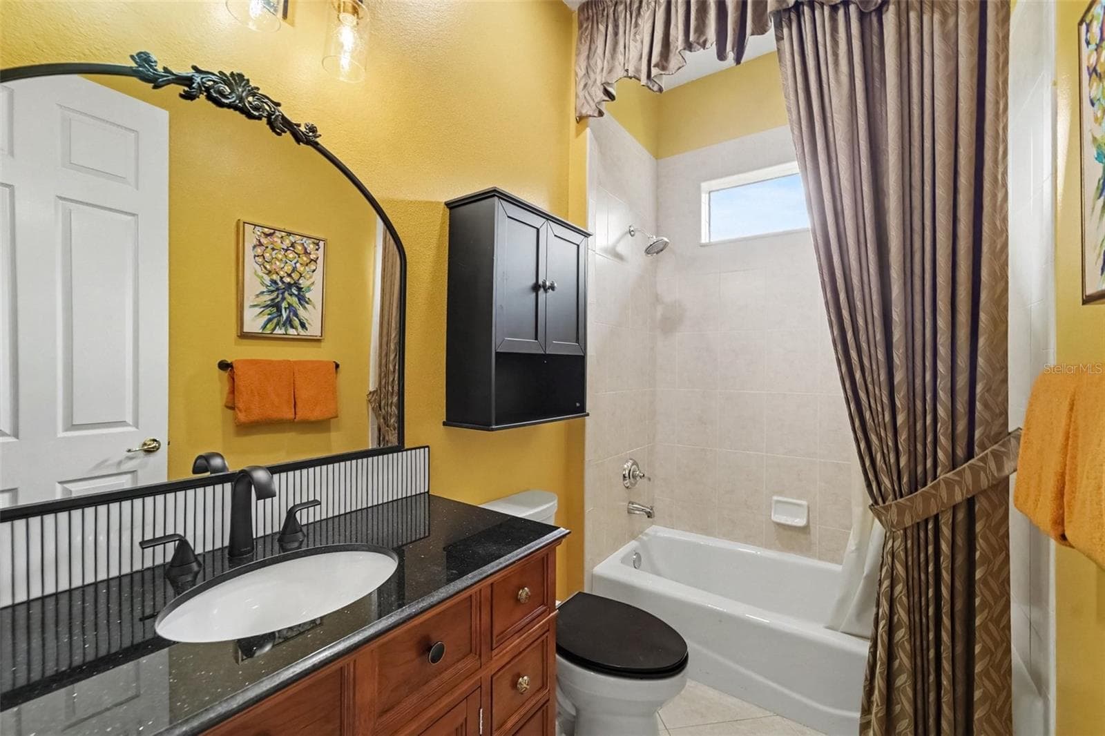 Single Family Residence at 8405 CHARLESTON DR, WEEKI WACHEE, photo 10 of 63