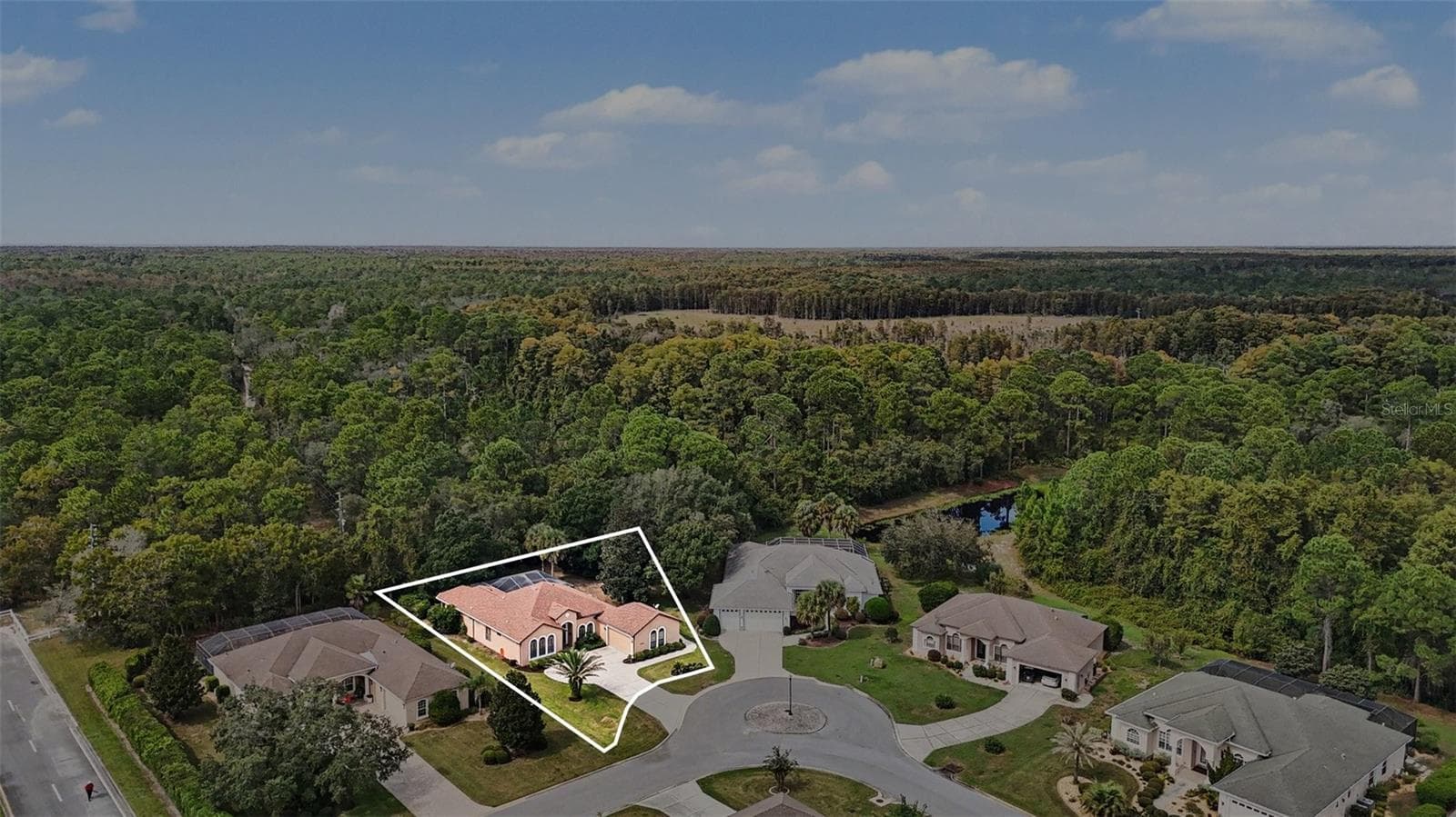 Single Family Residence at 8405 CHARLESTON DR, WEEKI WACHEE, photo 11 of 63