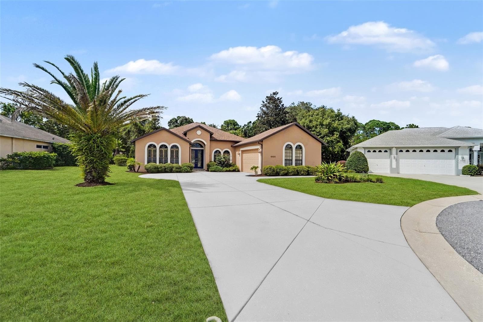 Single Family Residence at 8405 CHARLESTON DR, WEEKI WACHEE, photo 42 of 63