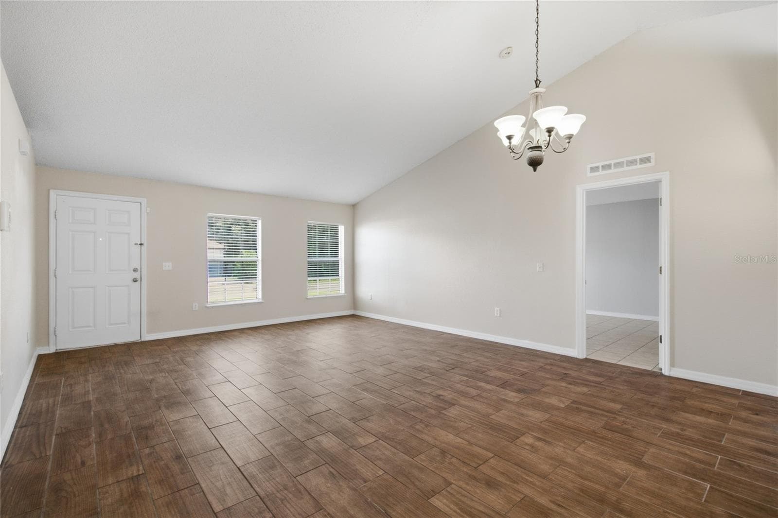 Single Family Residence at 760 PALAISEAU CT, KISSIMMEE, photo 14 of 44