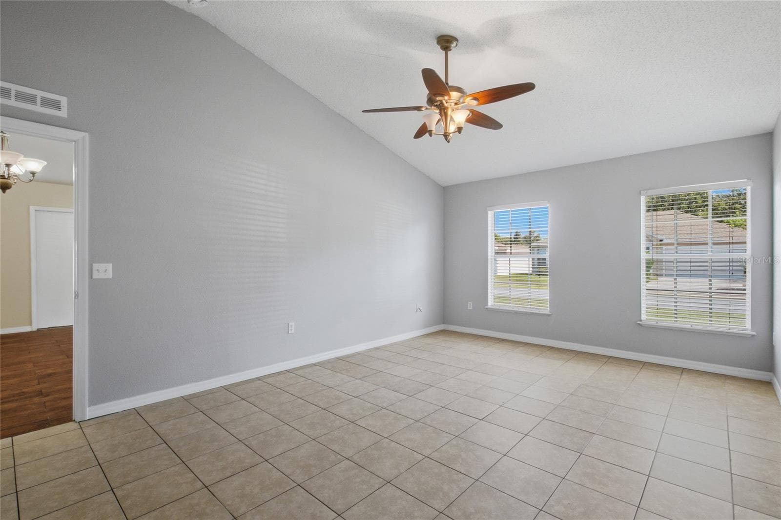 Single Family Residence at 760 PALAISEAU CT, KISSIMMEE, photo 19 of 44