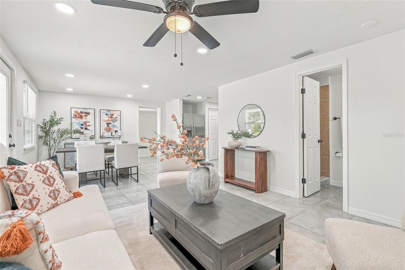 Single Family Residence at 4544 W MINNEHAHA ST, TAMPA, photo 13 of 39
