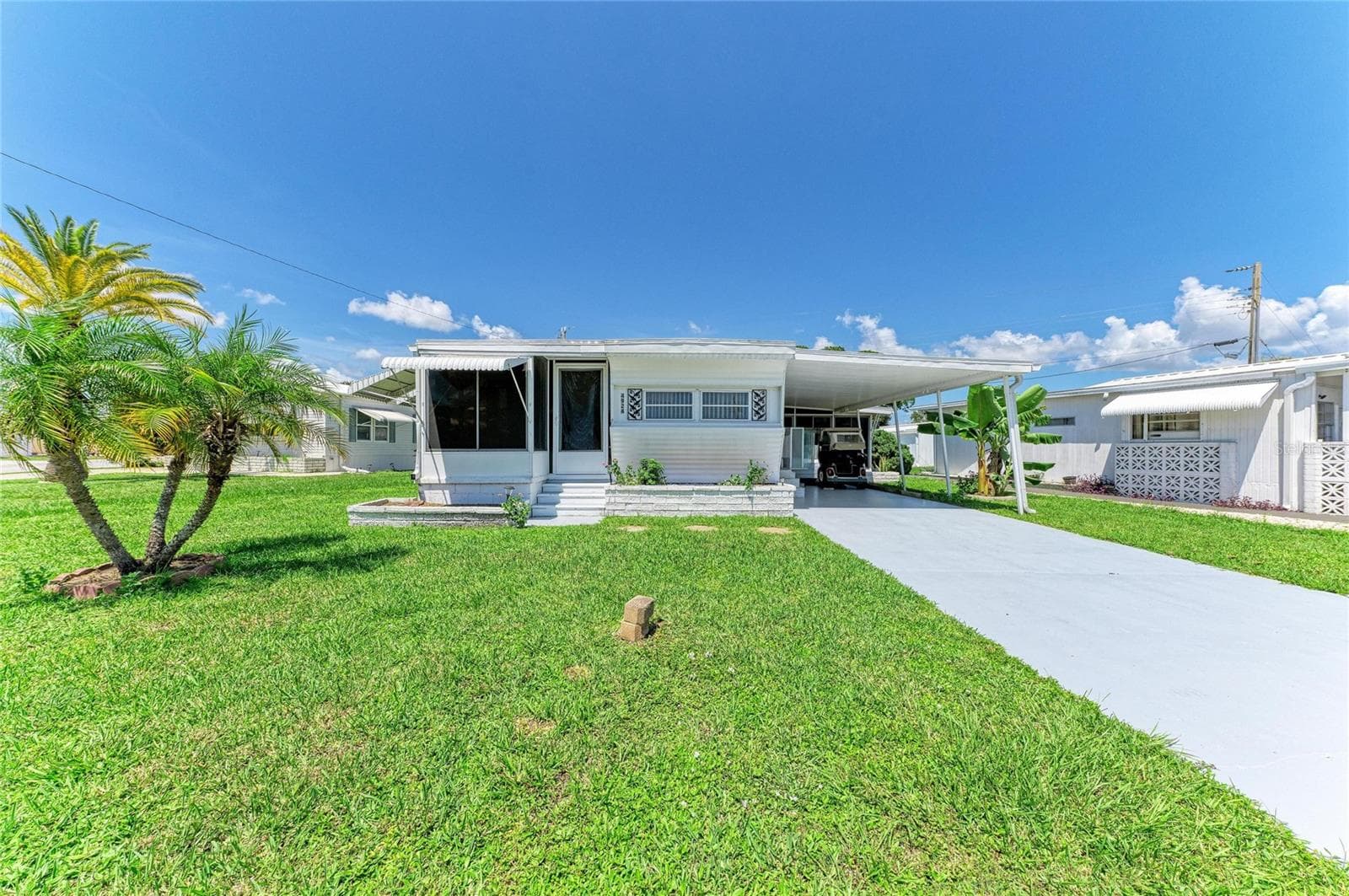4924 OAKLAND HILLS AVE