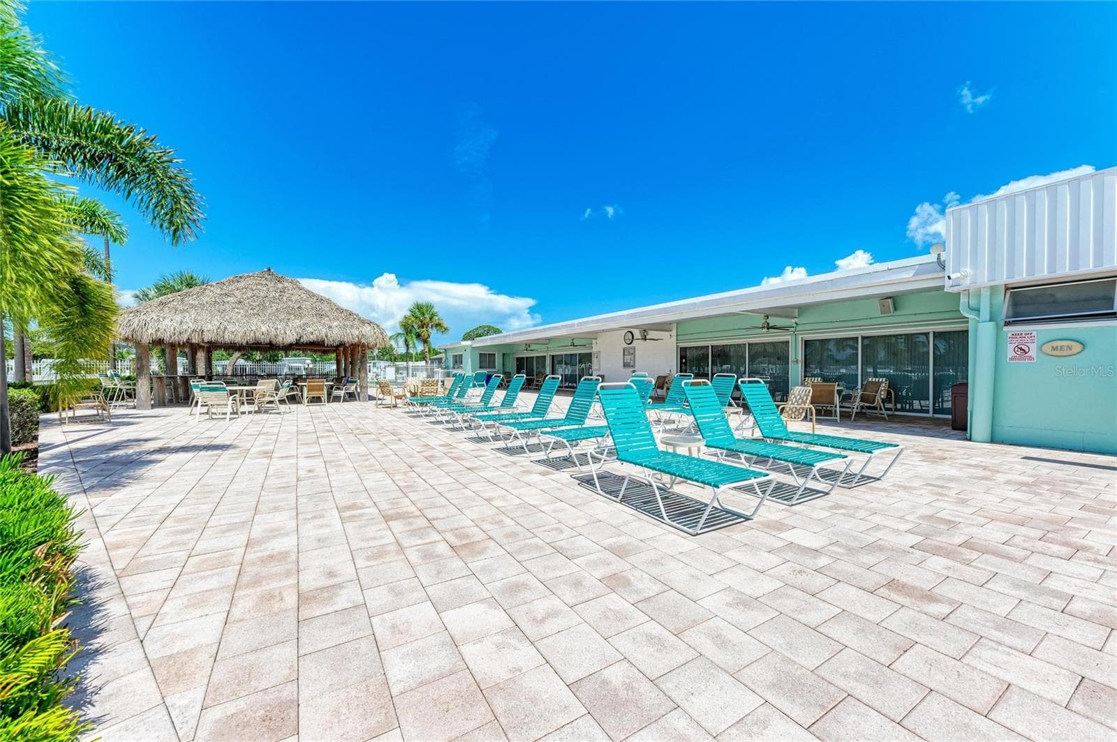 Mobile Home at 4924 OAKLAND HILLS AVE, SARASOTA, photo 68 of 85