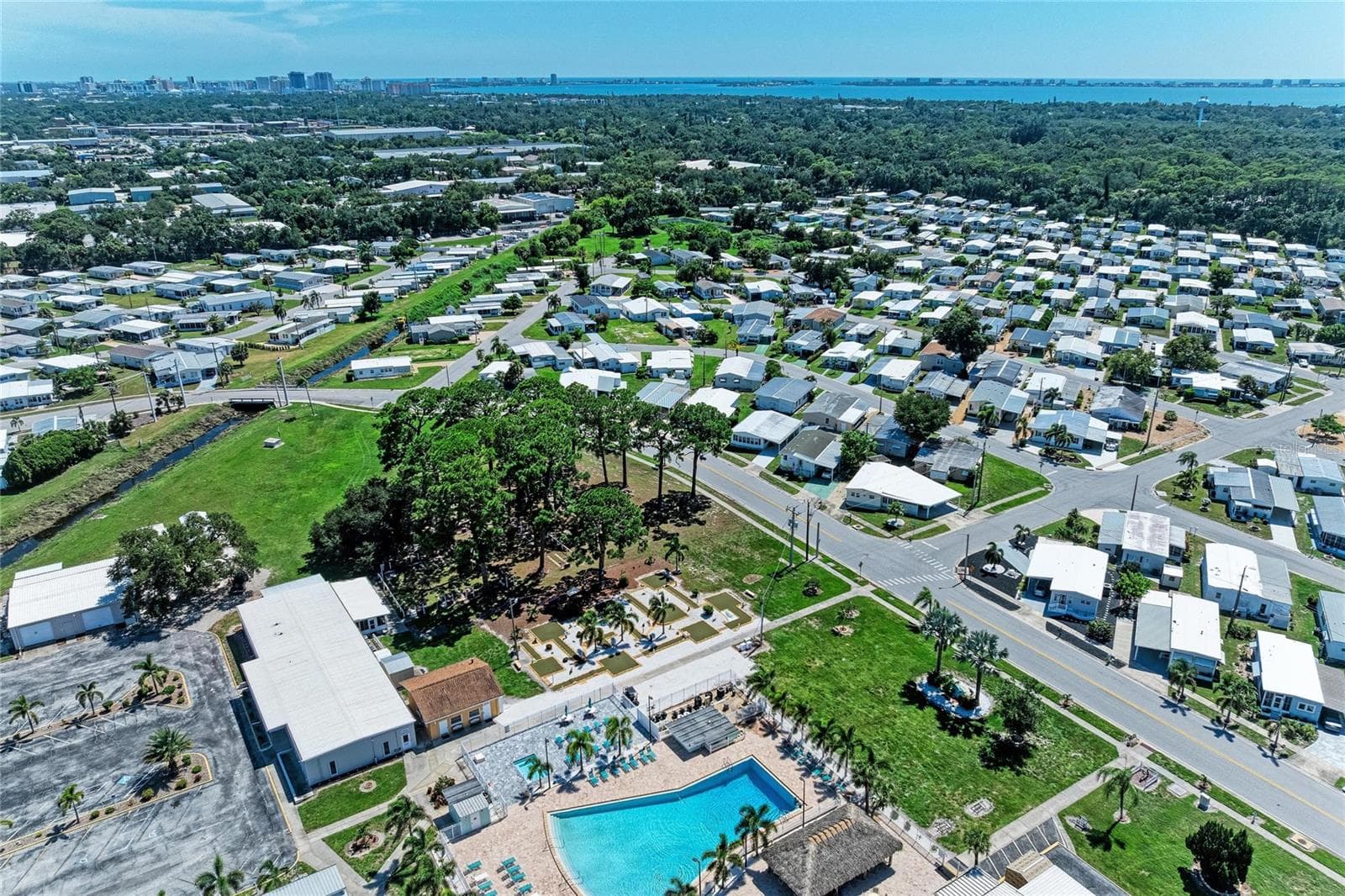 Mobile Home at 4924 OAKLAND HILLS AVE, SARASOTA, photo 85 of 85